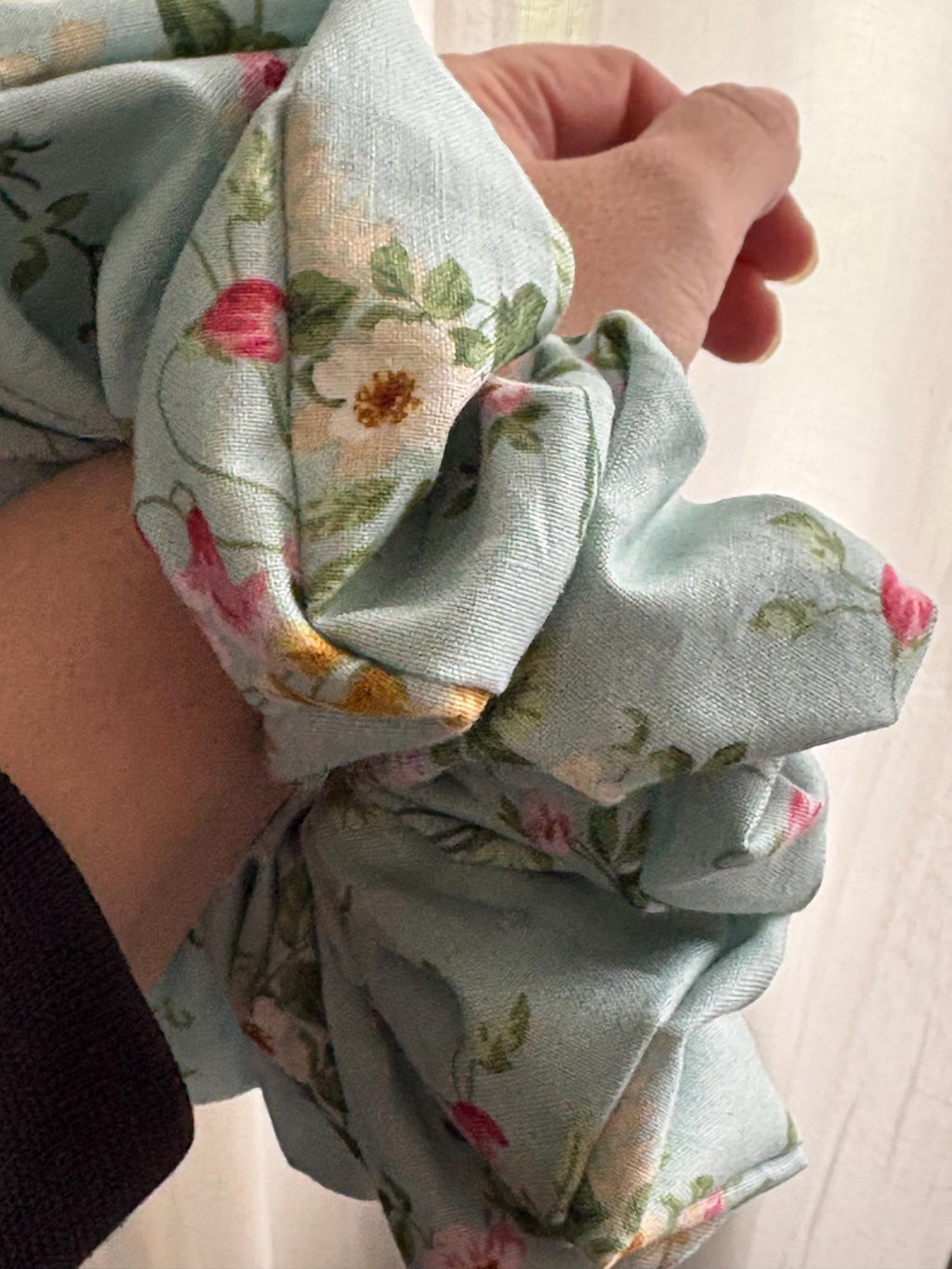 Mint Floral Scrunchie